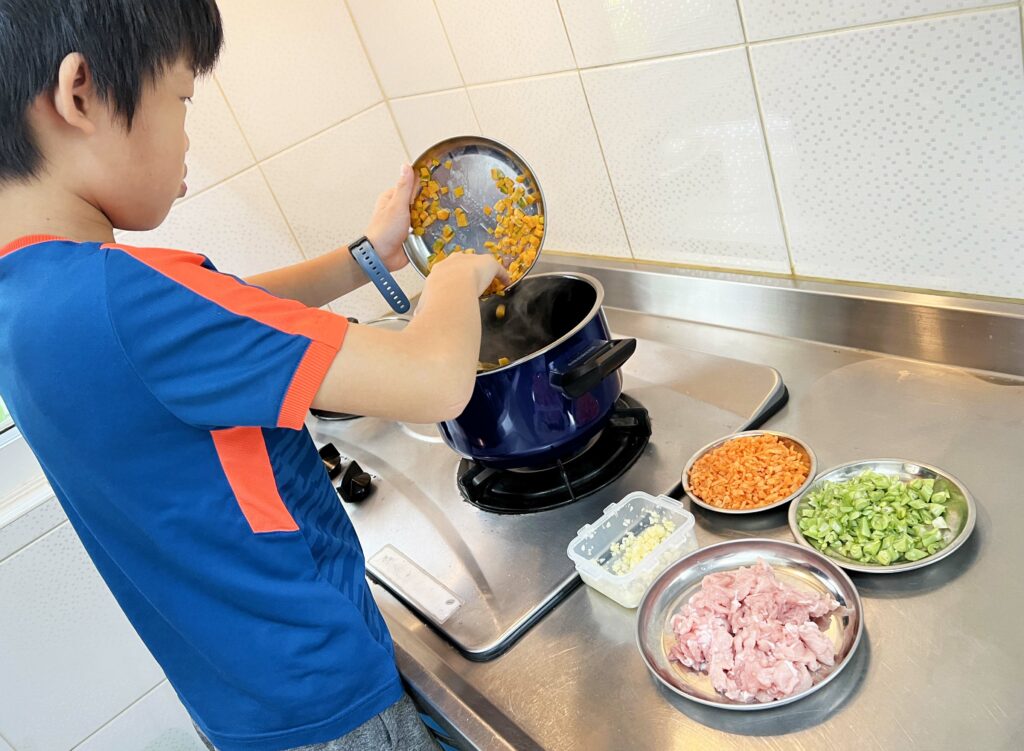 為什麼會讓孩子烹飪？從多小開始訓練？