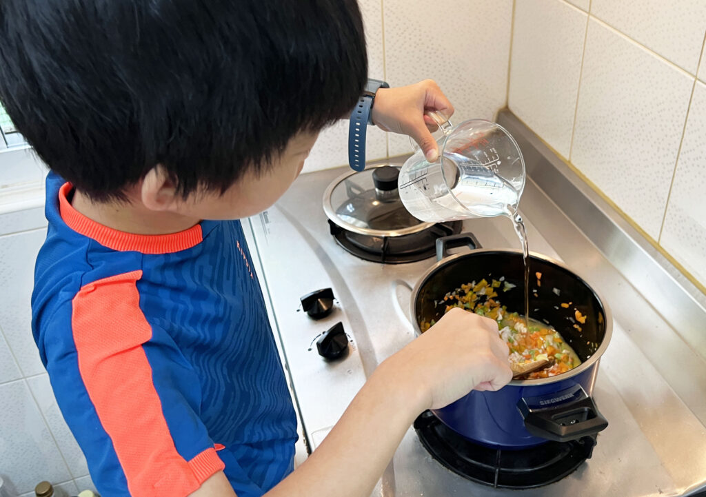 為什麼會讓孩子烹飪？從多小開始訓練？