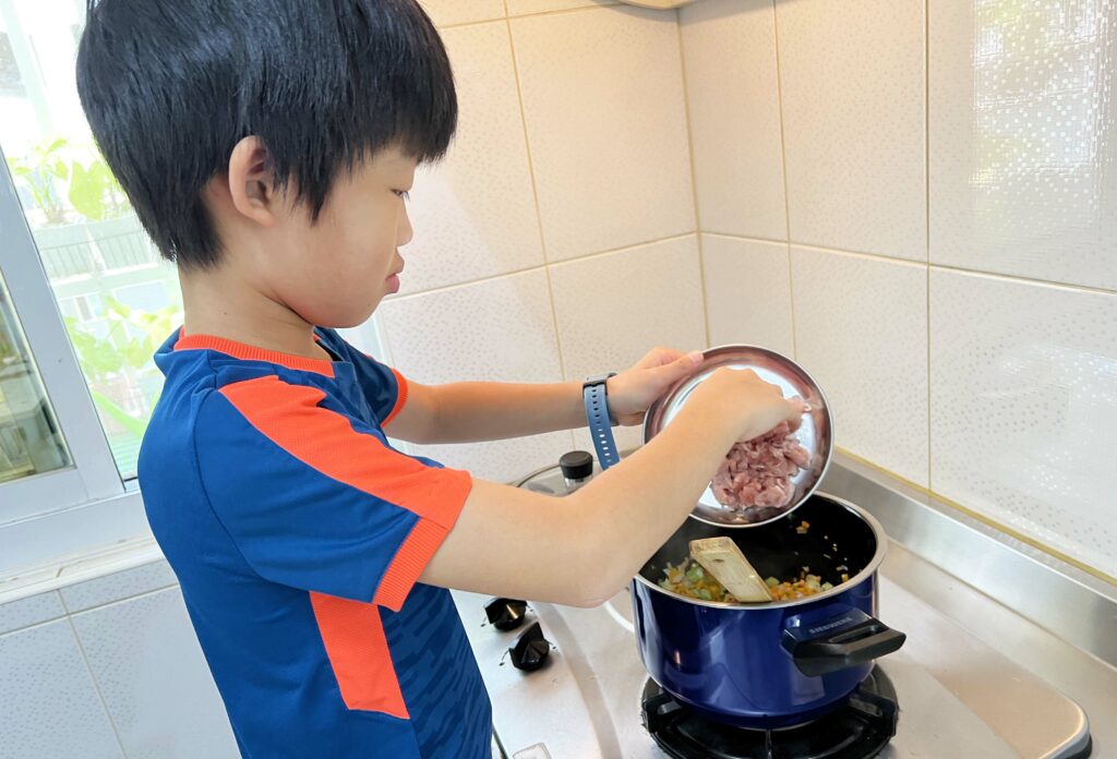 為什麼會讓孩子烹飪？從多小開始訓練？