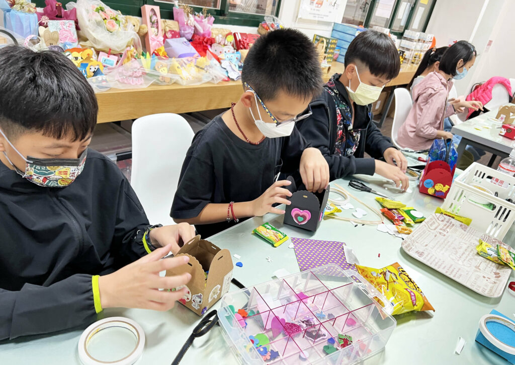 「5000億」人民幣的電商初體驗，認識網購就從這裡開始
