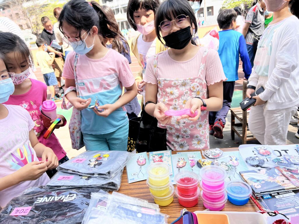 園遊會跳蚤市場，財商教育如何教？有富腦袋，才會有富口袋