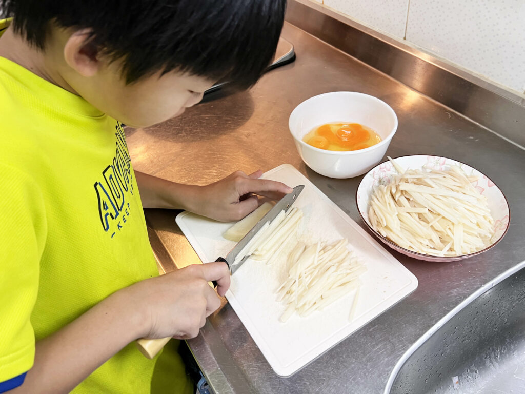 馬鈴薯料理掀起熱潮，食譜神助攻！網友搶先嚐鮮的興奮，引爆220萬點閱率，起司馬鈴薯蒸蛋征服你的味蕾！
