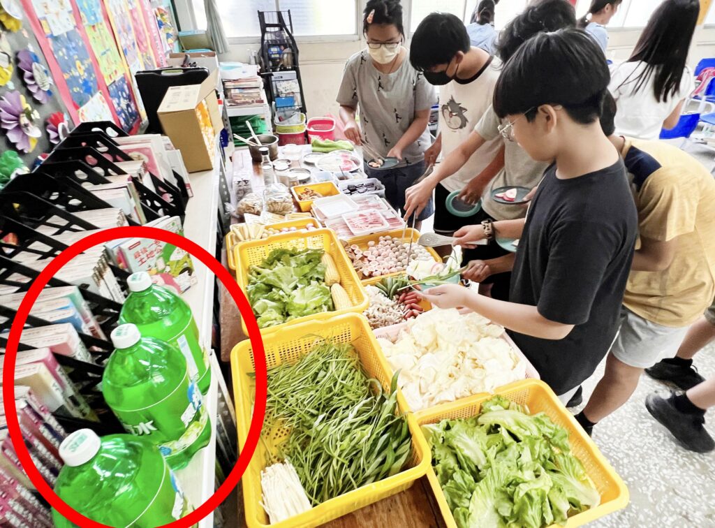 創意寶特瓶種菜，輕鬆解決澆水問題，方便觀察根系生長，孩子的最佳自然課堂